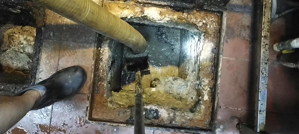 昆都仑污水池清理一般都有毒气，怎么预防中毒呢？